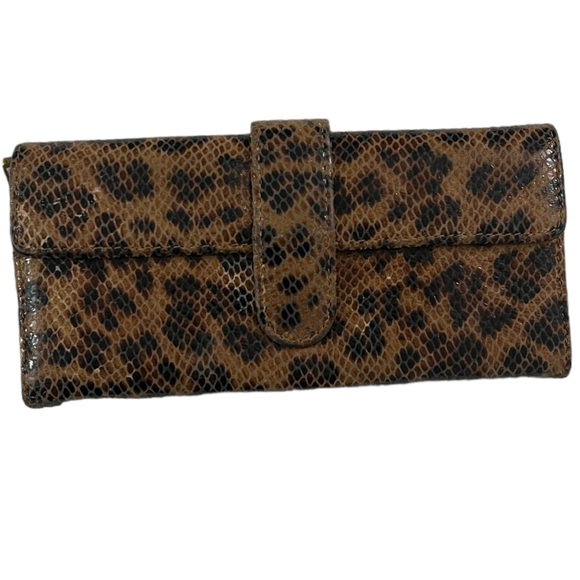 HOBO INTERNACIONAL Snakeskin Wallet - Picture 5 of 8